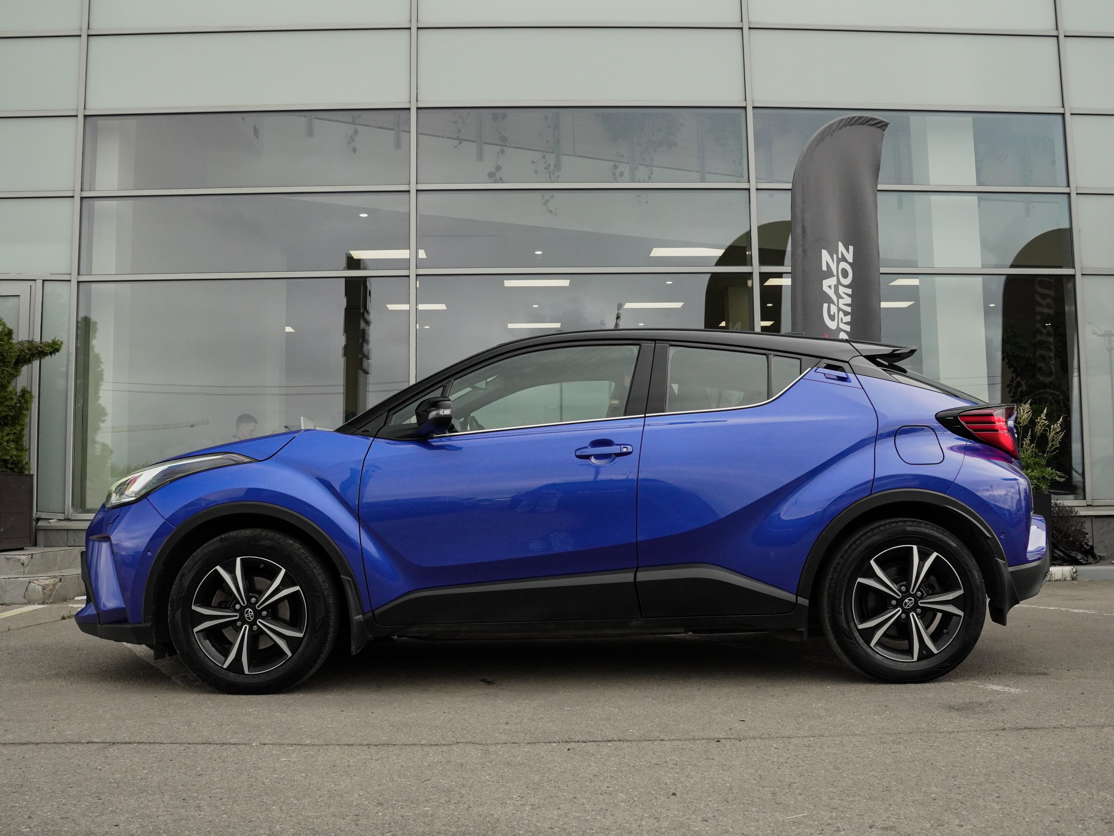 Toyota C-HR — фото 4