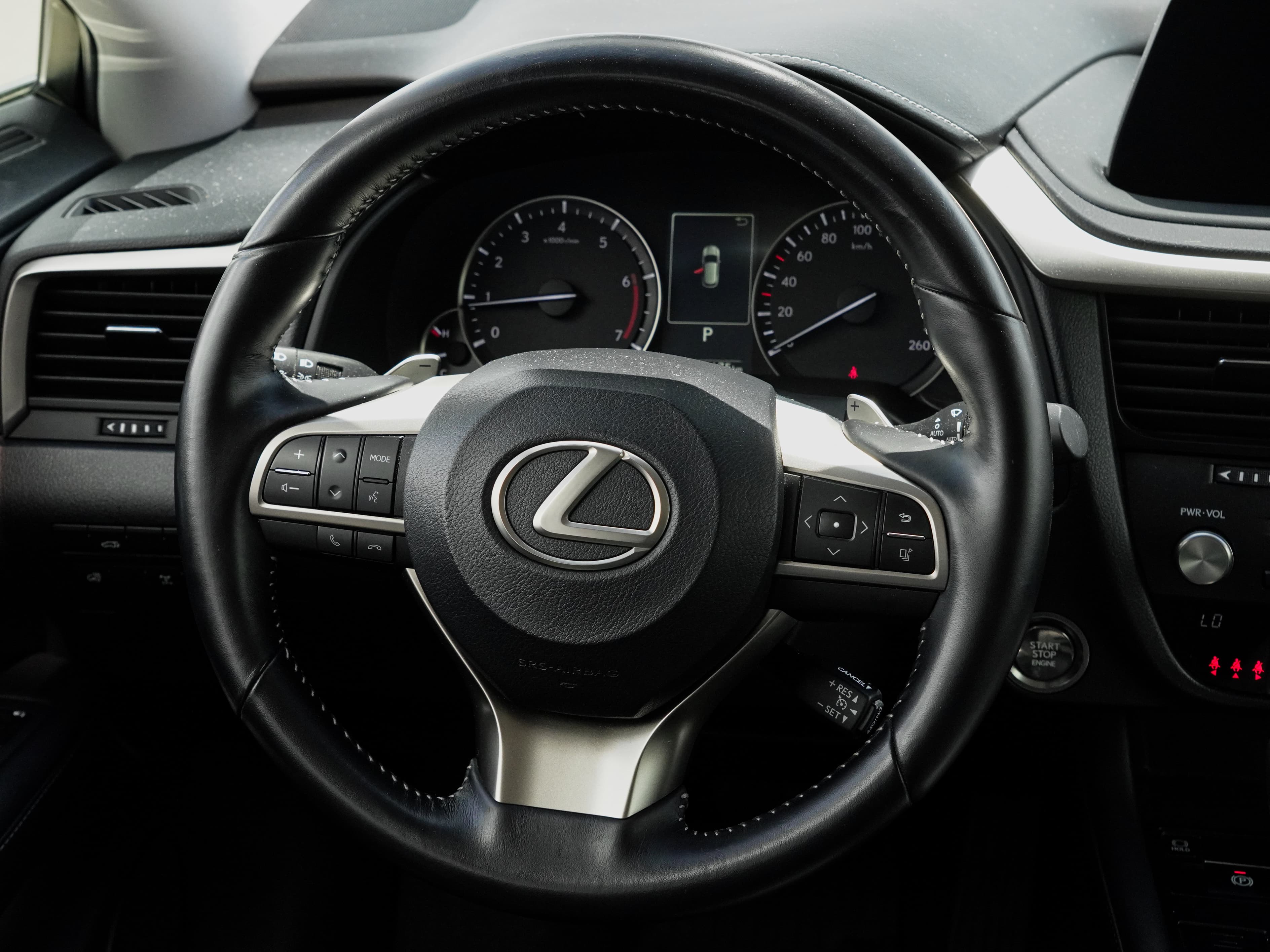 Lexus RX — фото 34