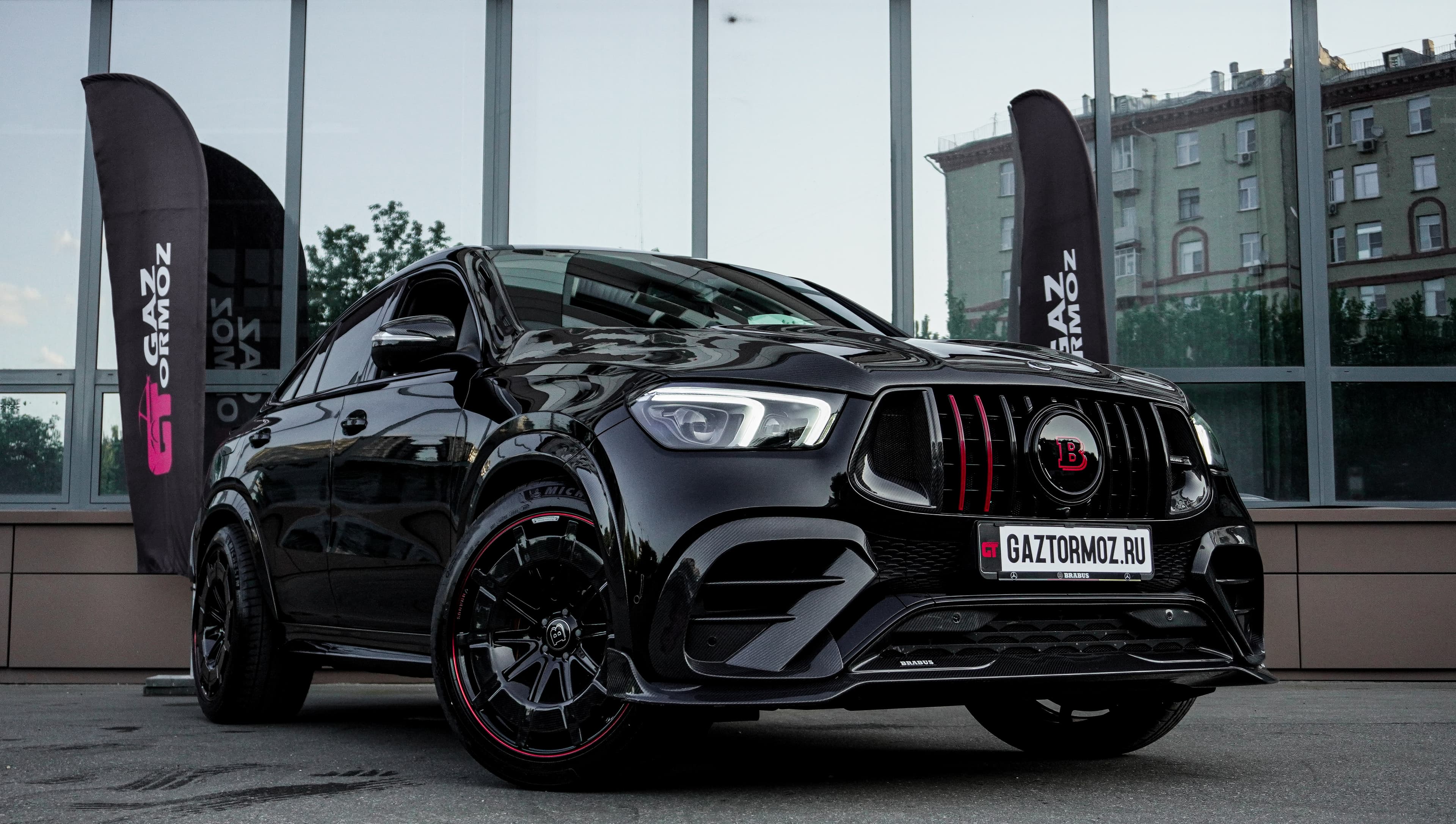 Brabus 900 Rocket Edition: гипер-SUV в карбоне — фото 3