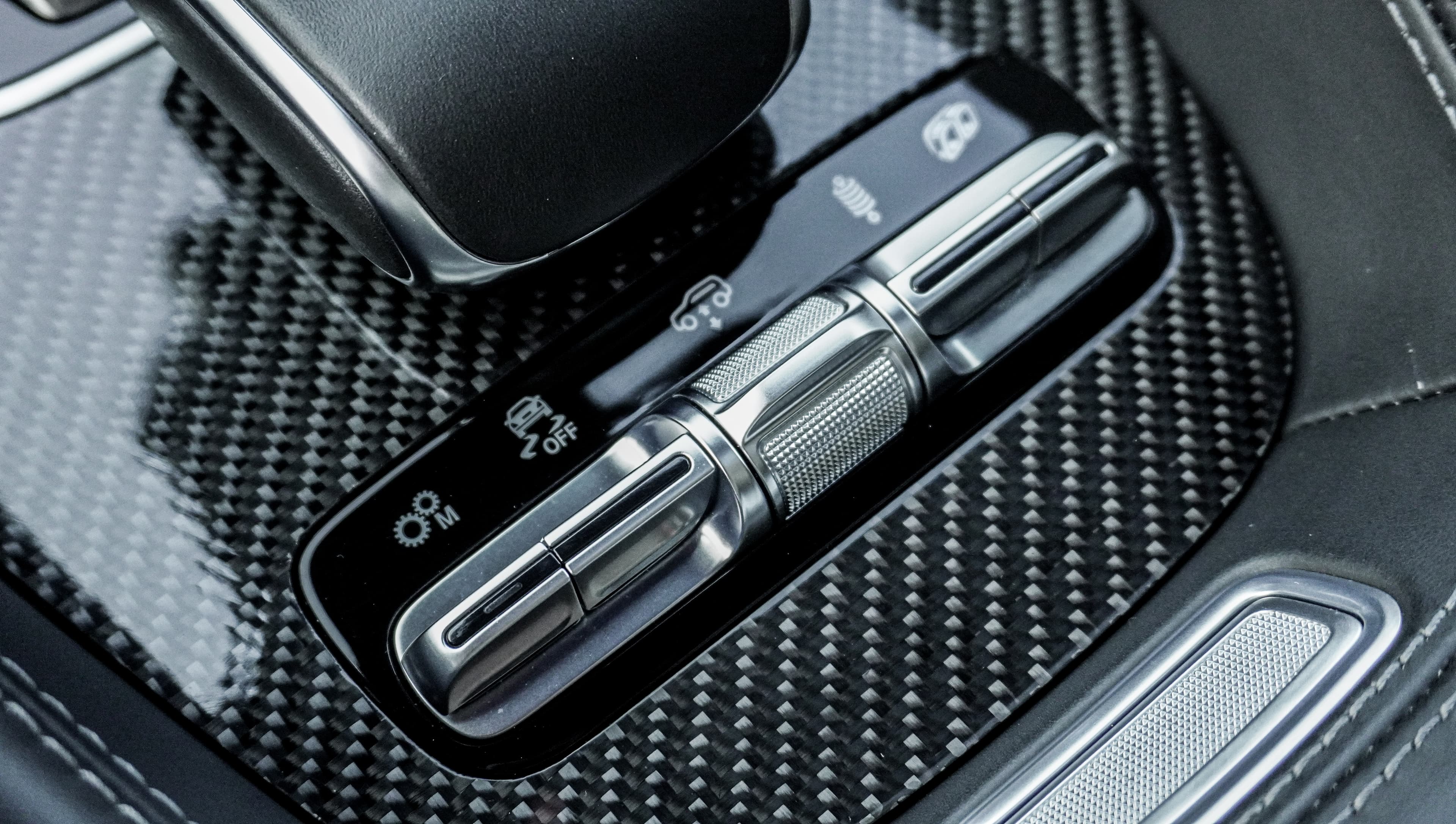 Brabus 900 Rocket Edition: гипер-SUV в карбоне — фото 28