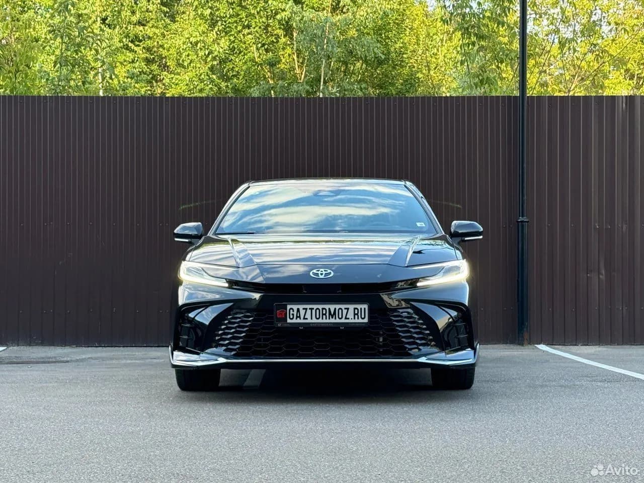 Toyota Camry — фото 4