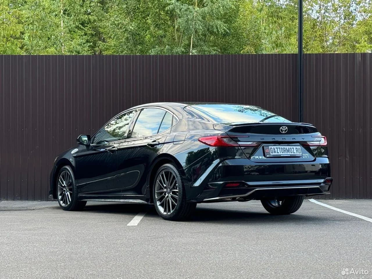 Toyota Camry — фото 7