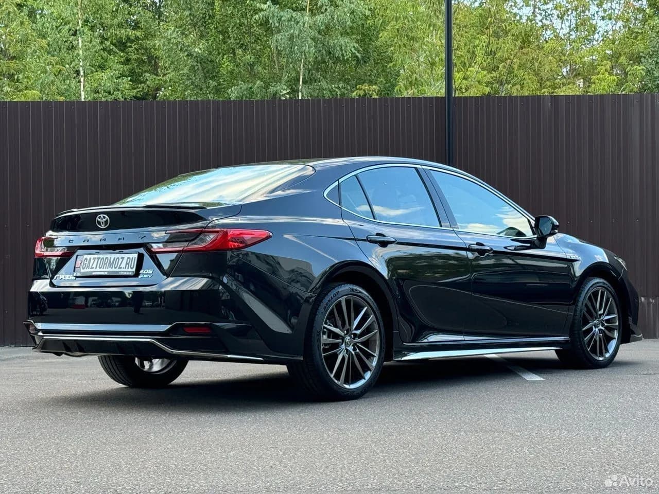 Toyota Camry — фото 9