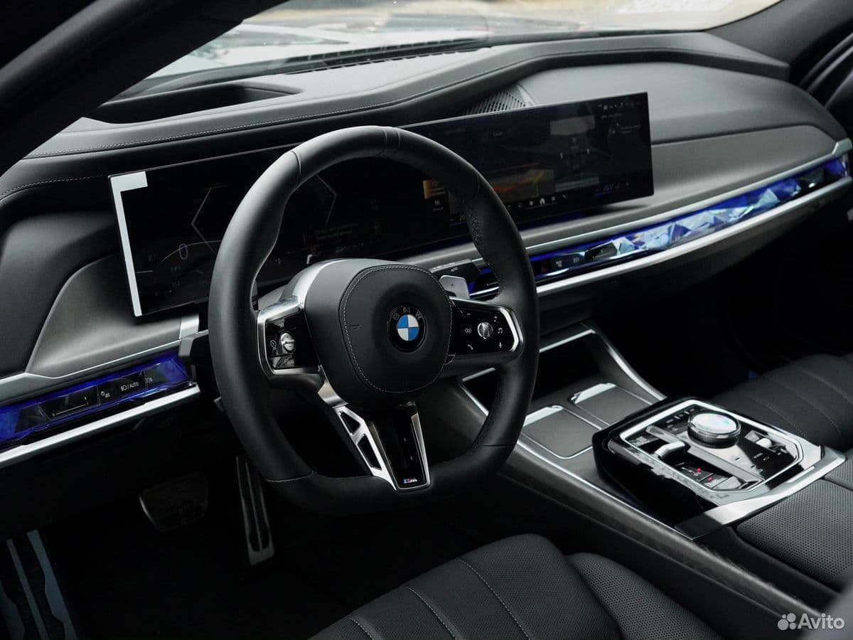 BMW 7 серия — фото 13