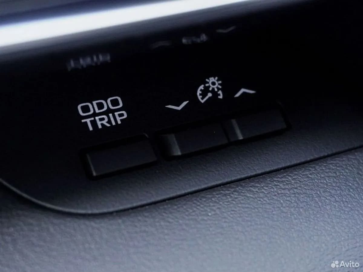 Toyota Highlander — фото 21