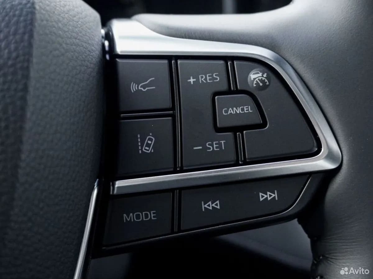 Toyota Highlander — фото 24