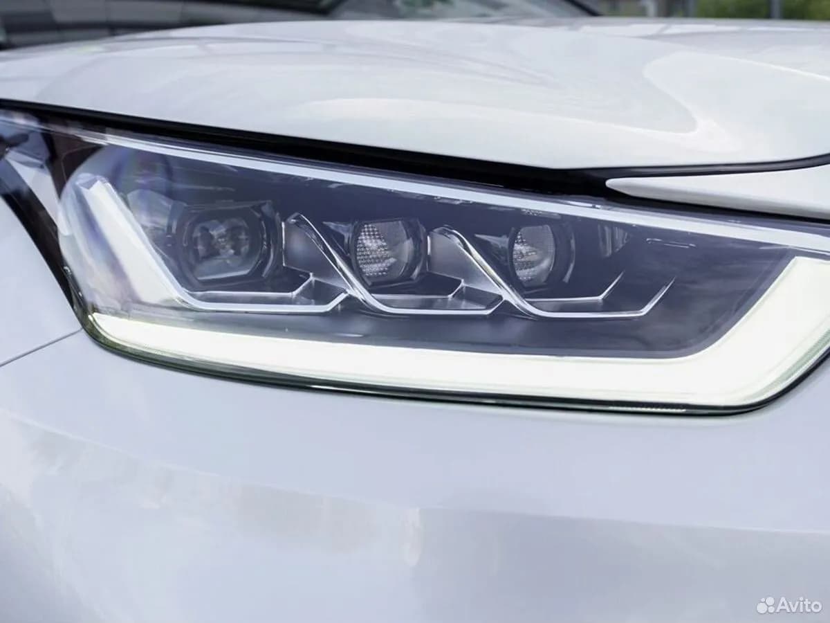 Toyota Highlander — фото 5