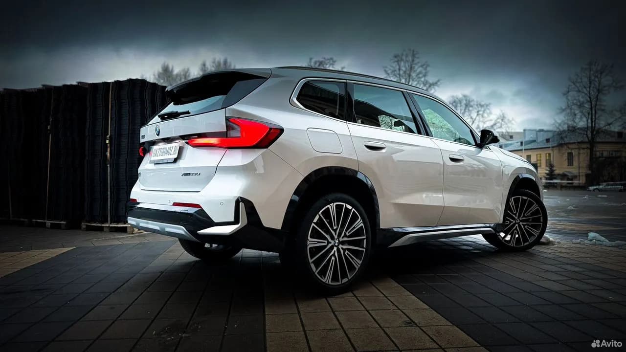 BMW X1 — фото 7