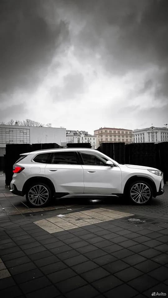 BMW X1 — фото 8