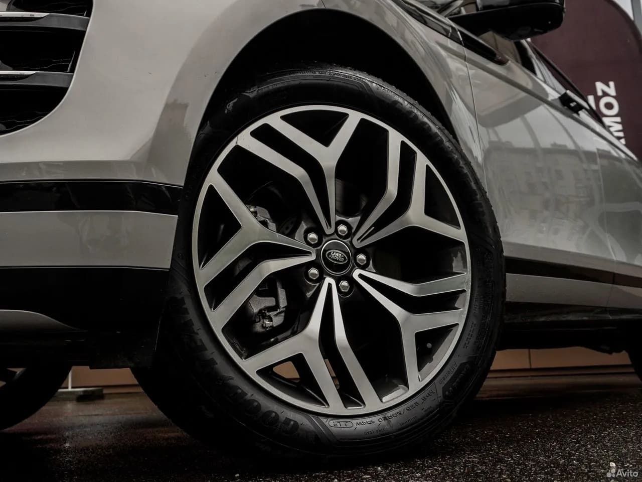 Land Rover Range Rover Evoque — фото 13