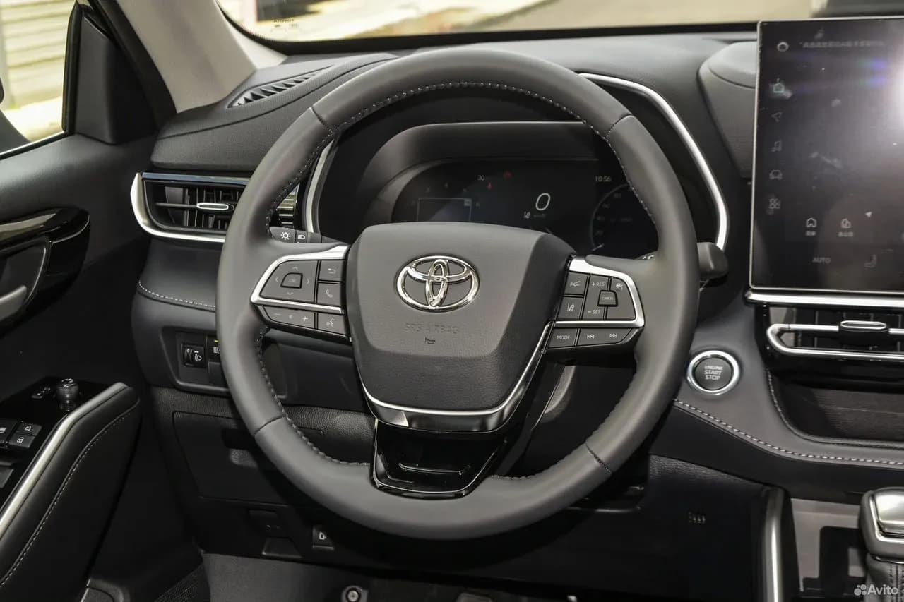 Toyota Highlander 2.0 4WD AT (248 л.с) 2025 г. 1 км — фото 14
