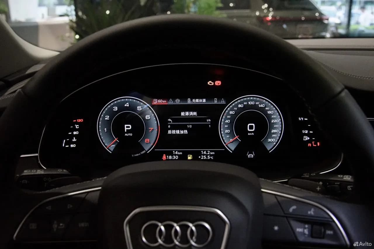 Audi Q7 — фото 11