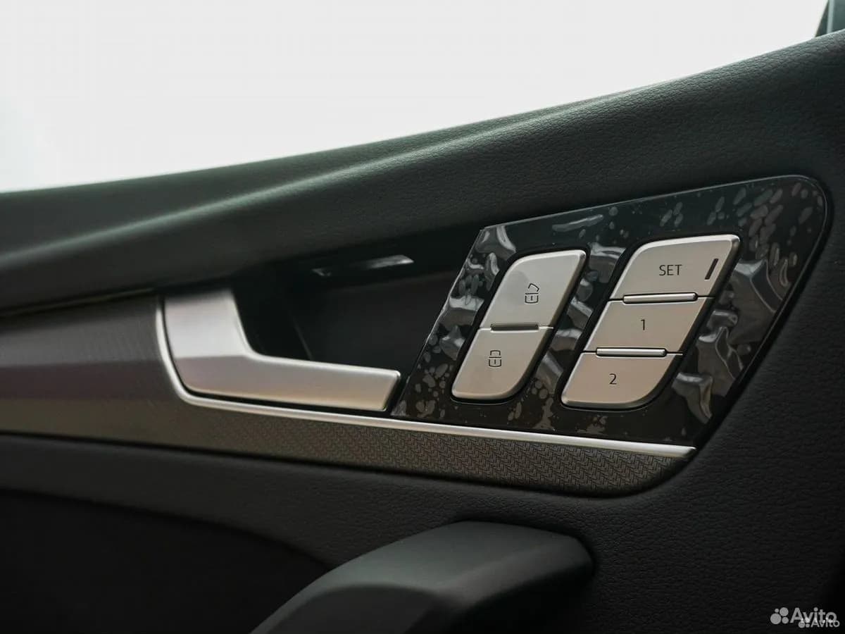 Audi Q5 Sportback — фото 15