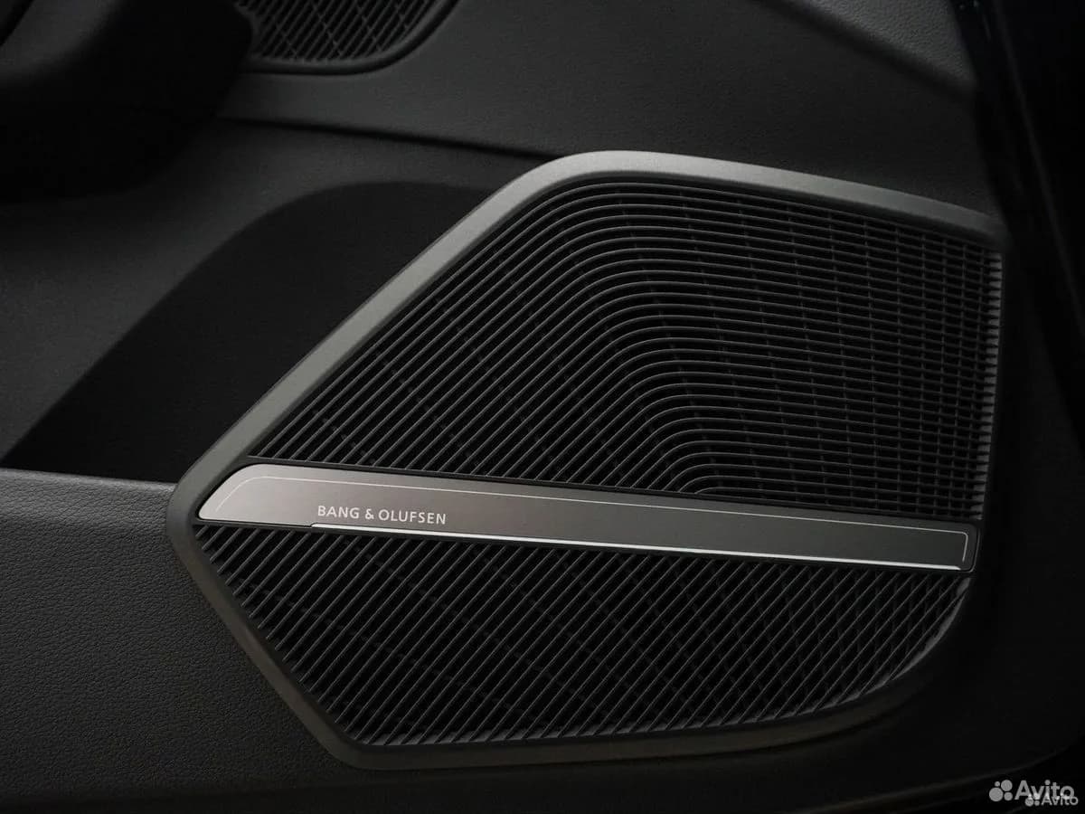 Audi Q5 Sportback — фото 16