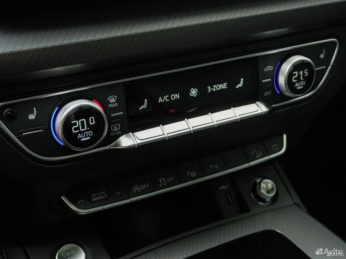 Audi Q5 Sportback — фото 22