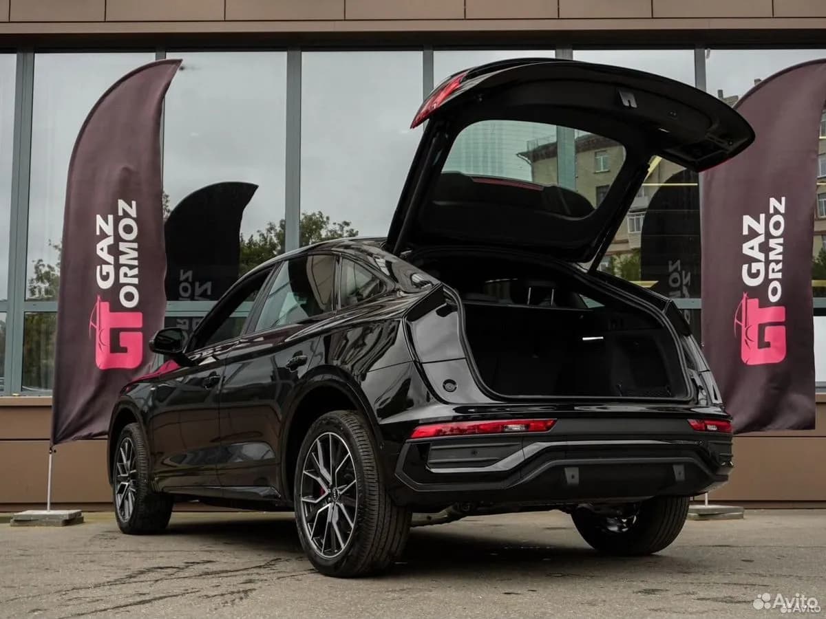 Audi Q5 Sportback — фото 6