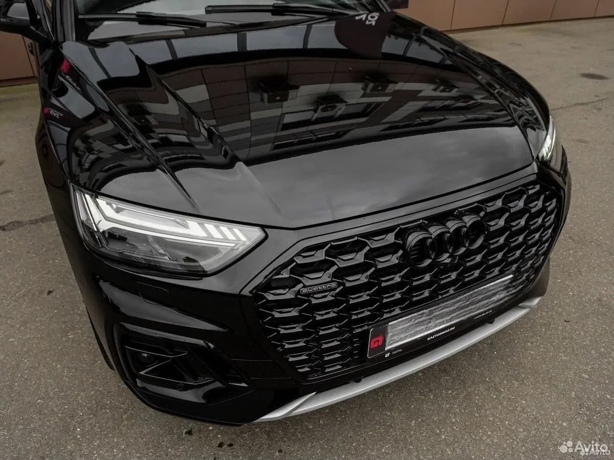 Audi Q5 Sportback — фото 10