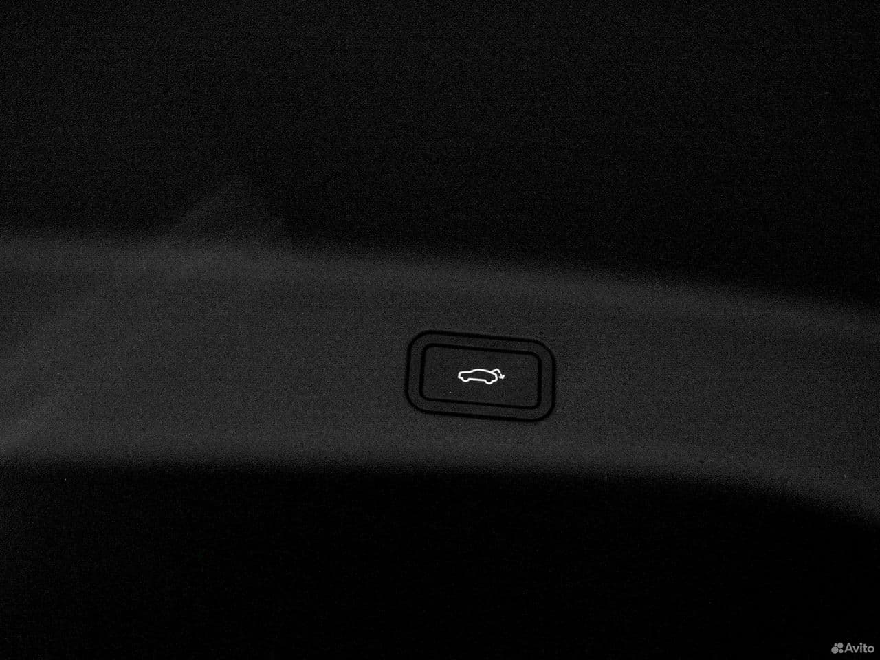 Lynk & Co 900 2.0hyb 4WD AT (734 л.с.) 2025 г. 6 км — фото 11