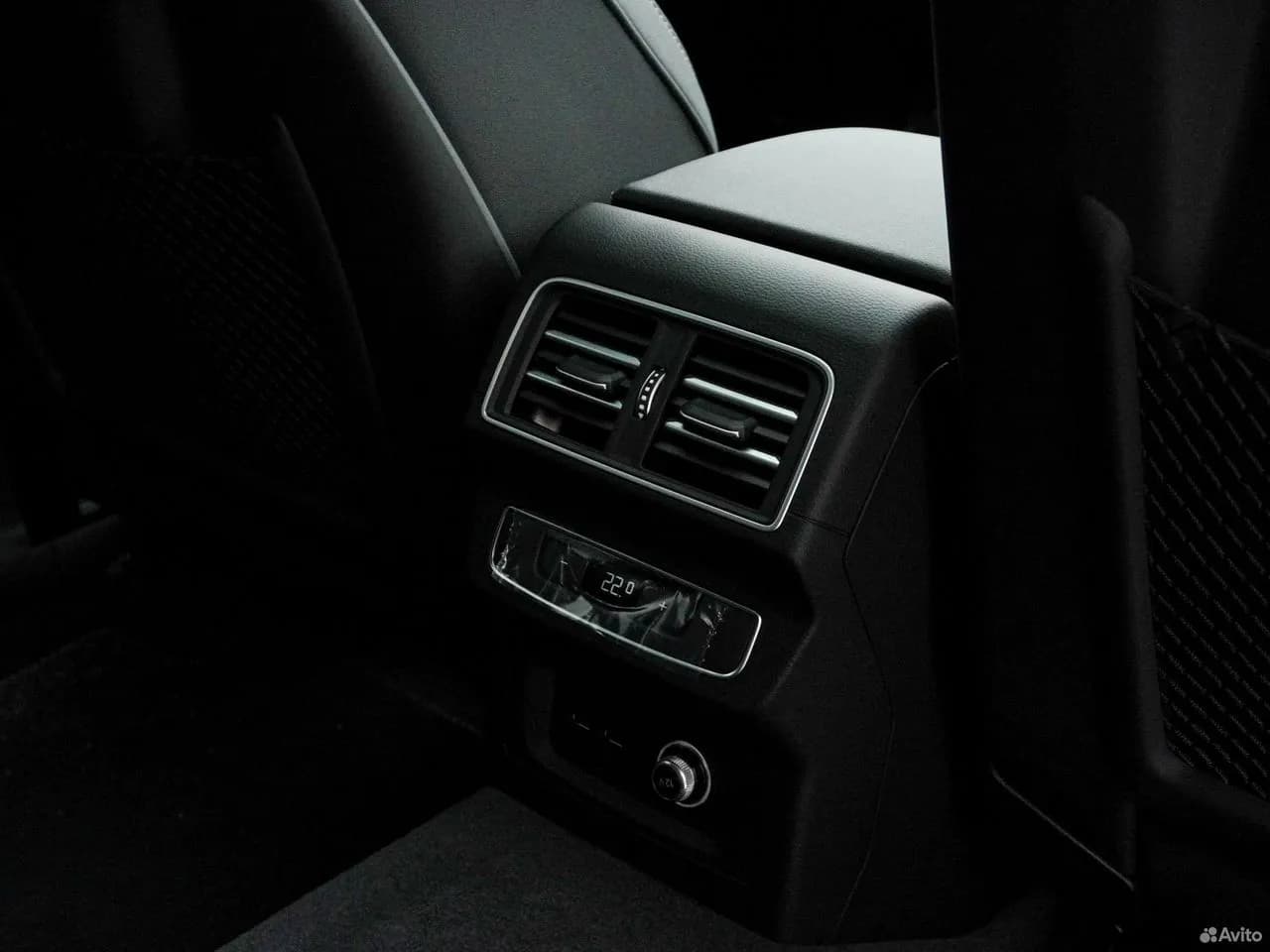 Audi Q5 Sportback — фото 30