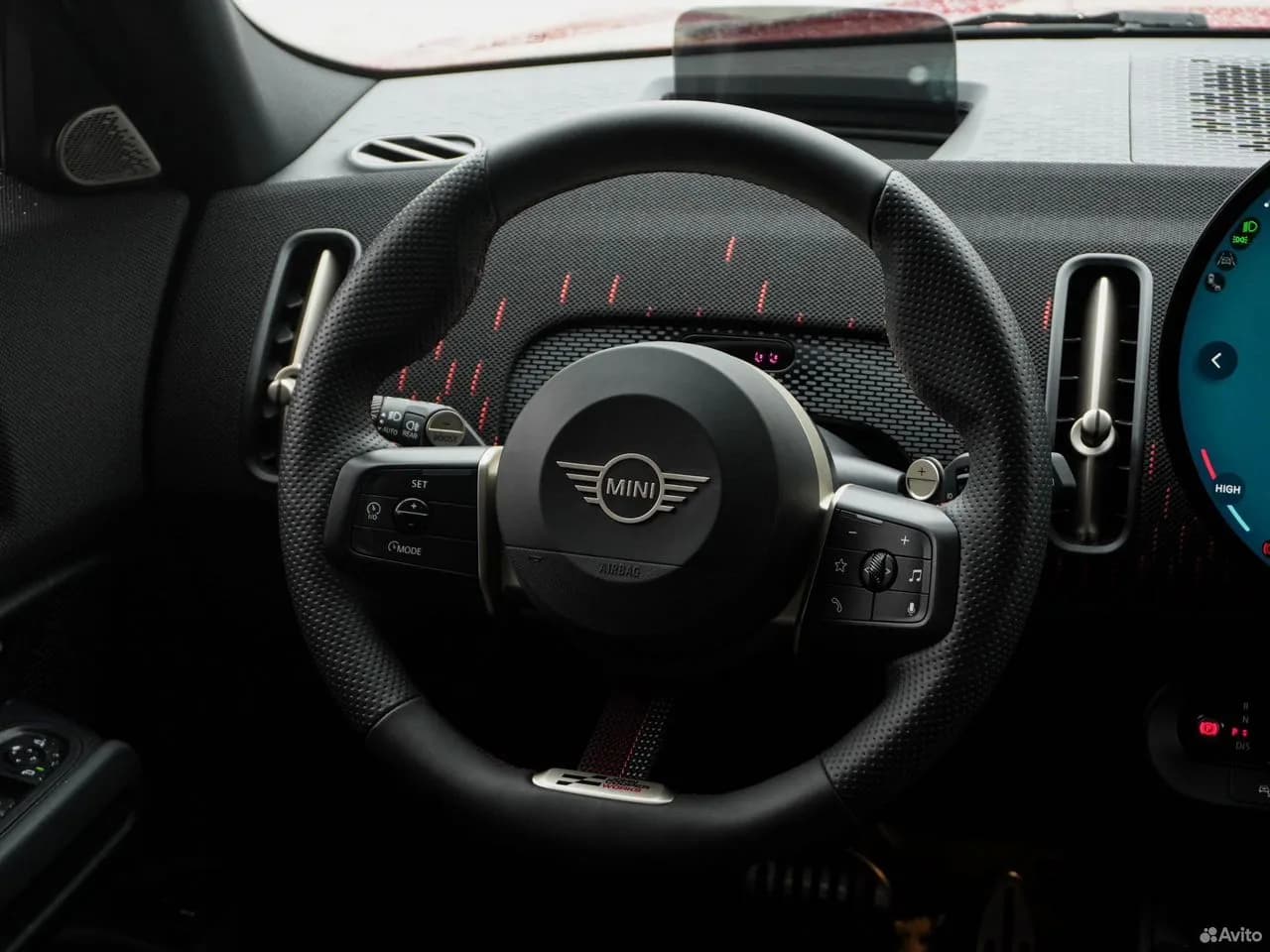MINI John Cooper Works Countryman — фото 19
