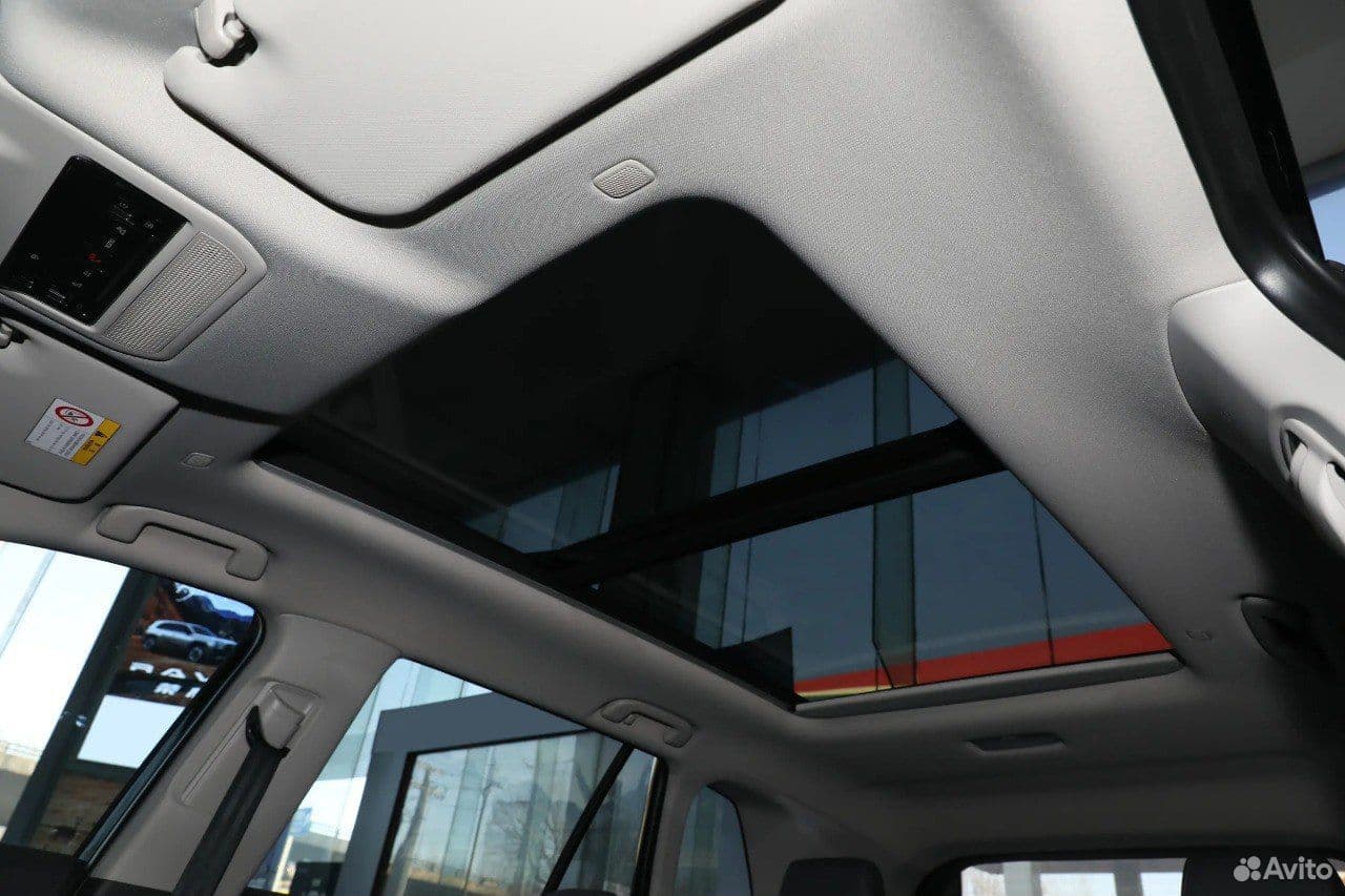 Toyota RAV4 — фото 18