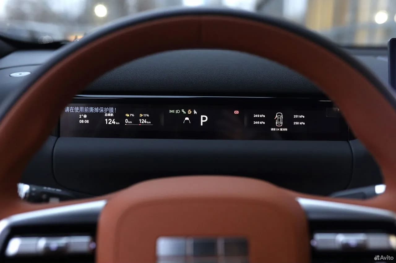 Geely Galaxy M9 — фото 17