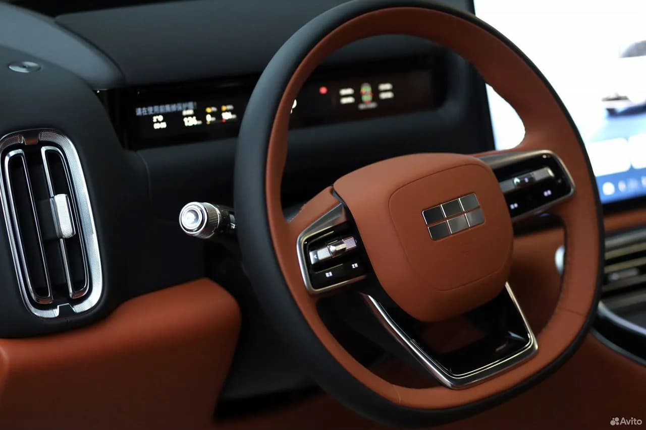 Geely Galaxy M9 — фото 18