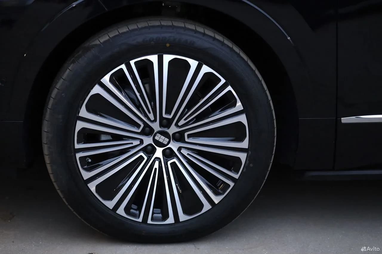 Geely Galaxy M9 — фото 10