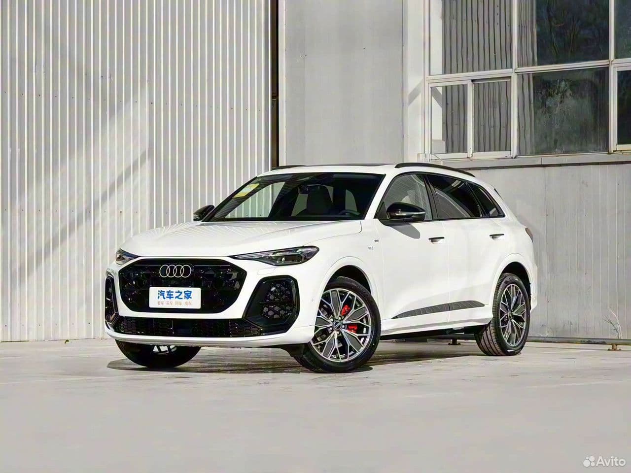 Audi Q5 40 TFSI 2.0 quattro S tronic (204 л.с.) 2025 г. 2 км