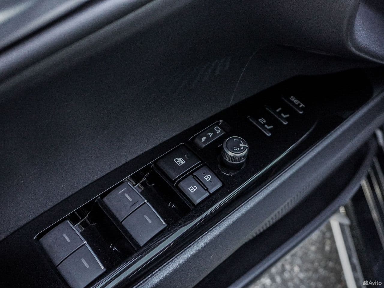 Toyota Camry — фото 17