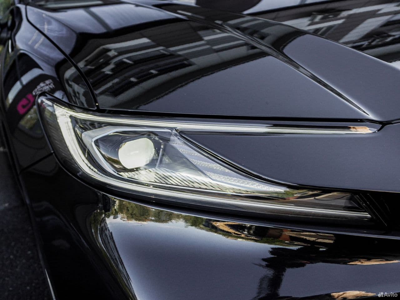 Toyota Camry — фото 10