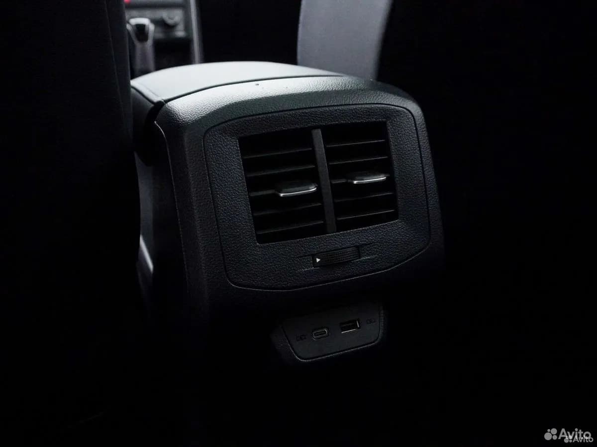 Volkswagen Tharu — фото 28