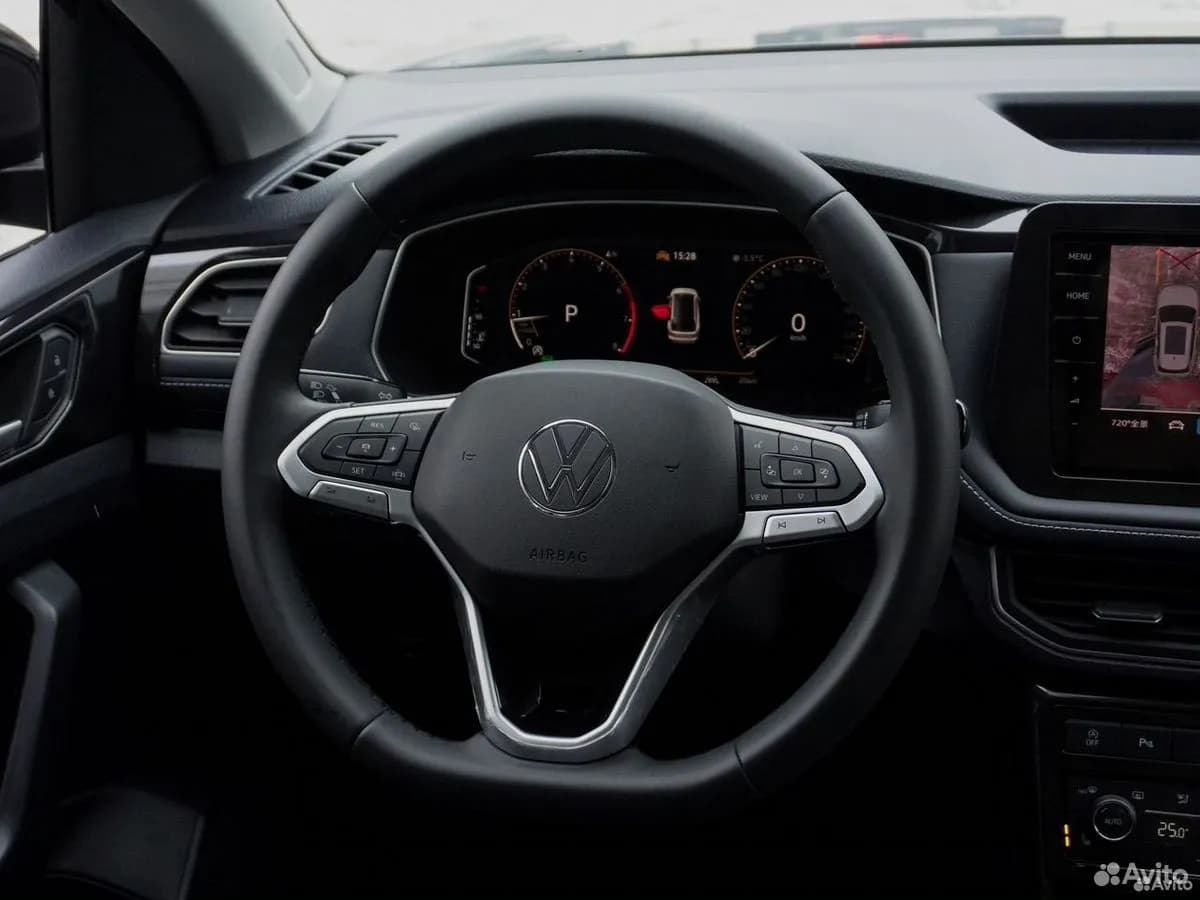 Volkswagen Tharu — фото 30
