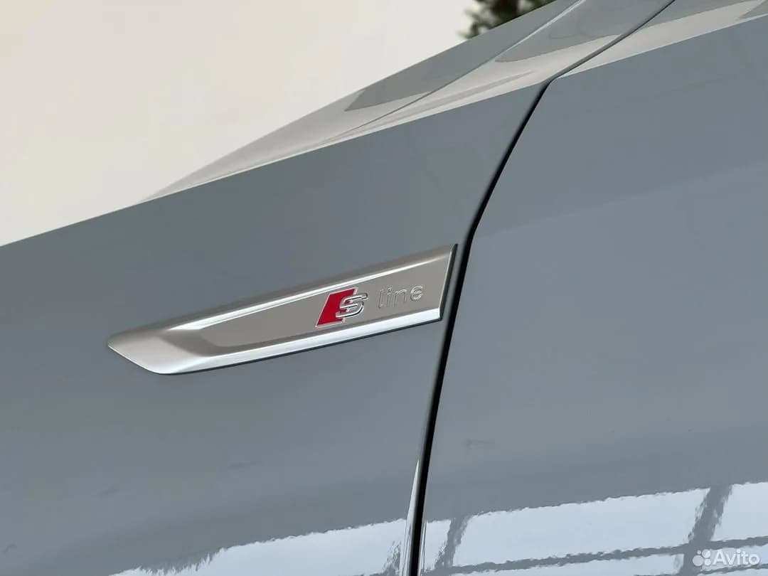 Audi A7L — фото 11