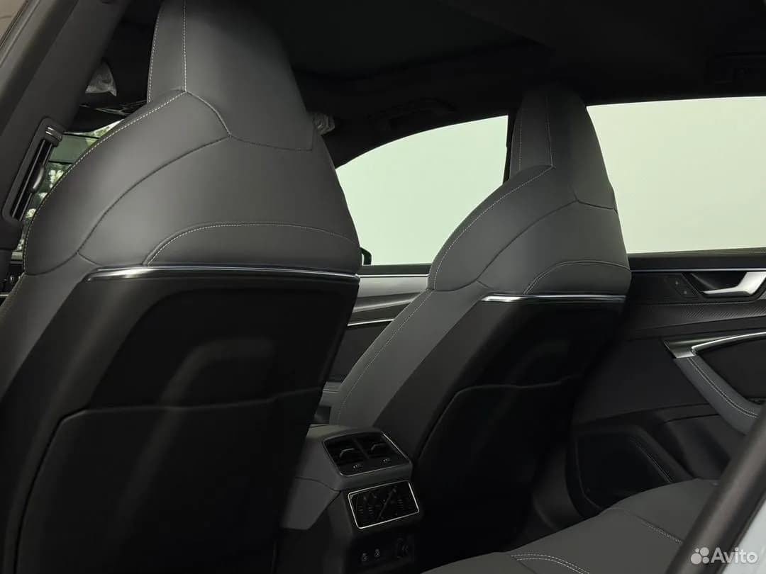 Audi A7L — фото 27