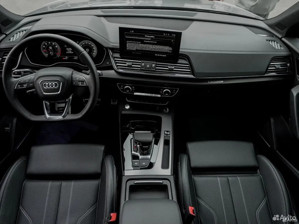 Audi Q5L — фото 30