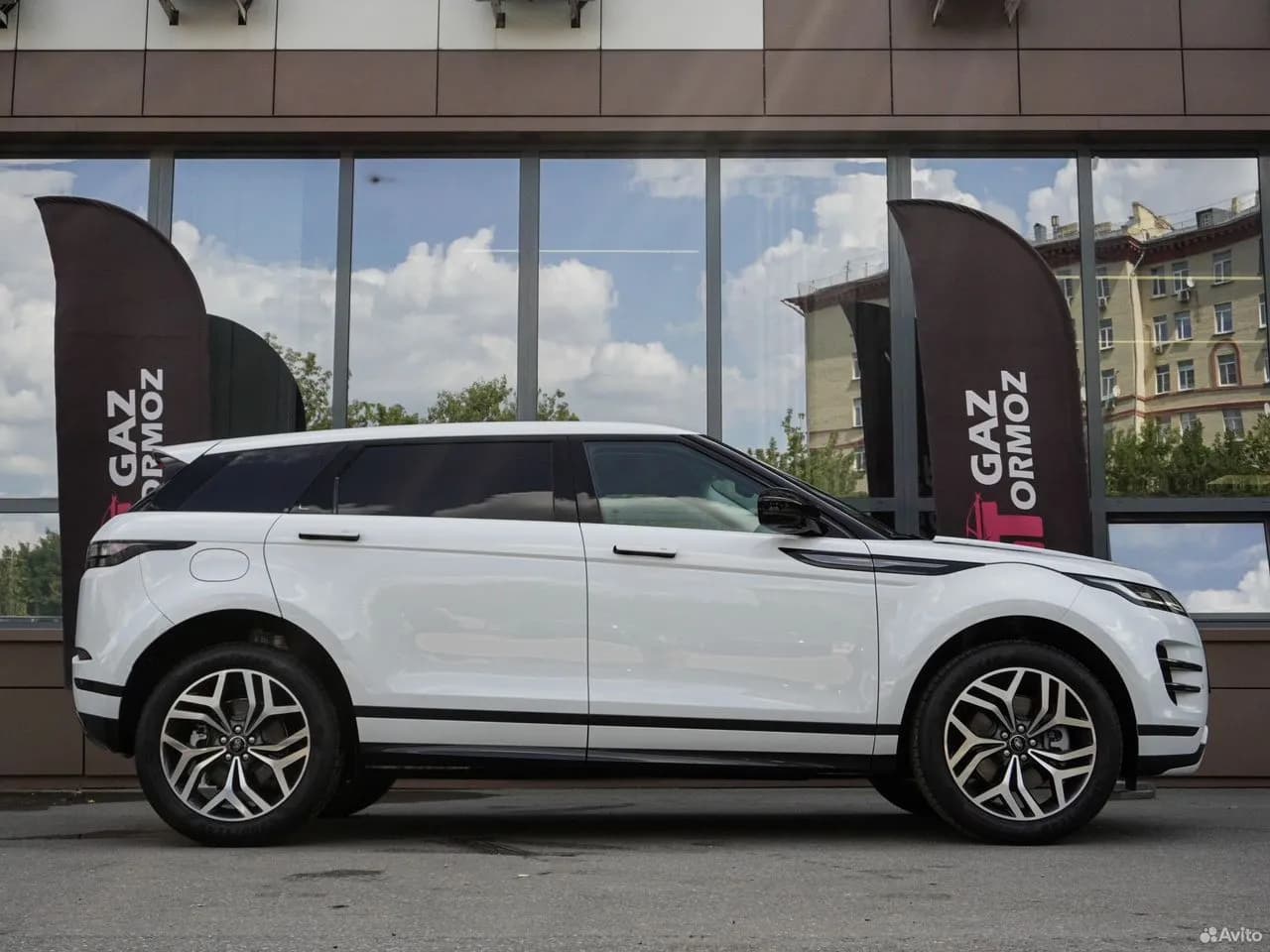 Land Rover Range Rover Evoque — фото 9