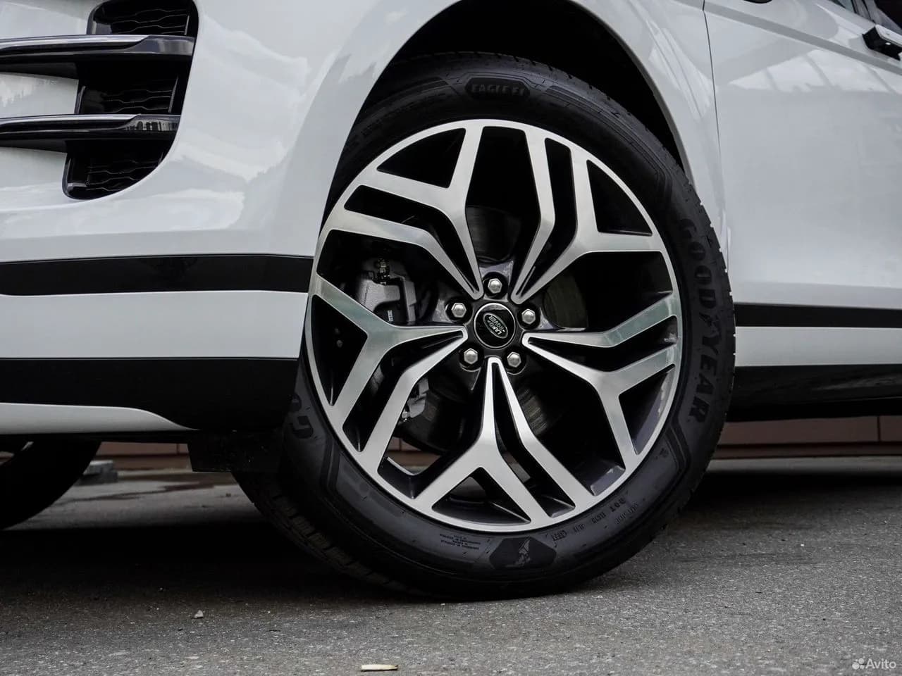 Land Rover Range Rover Evoque — фото 10