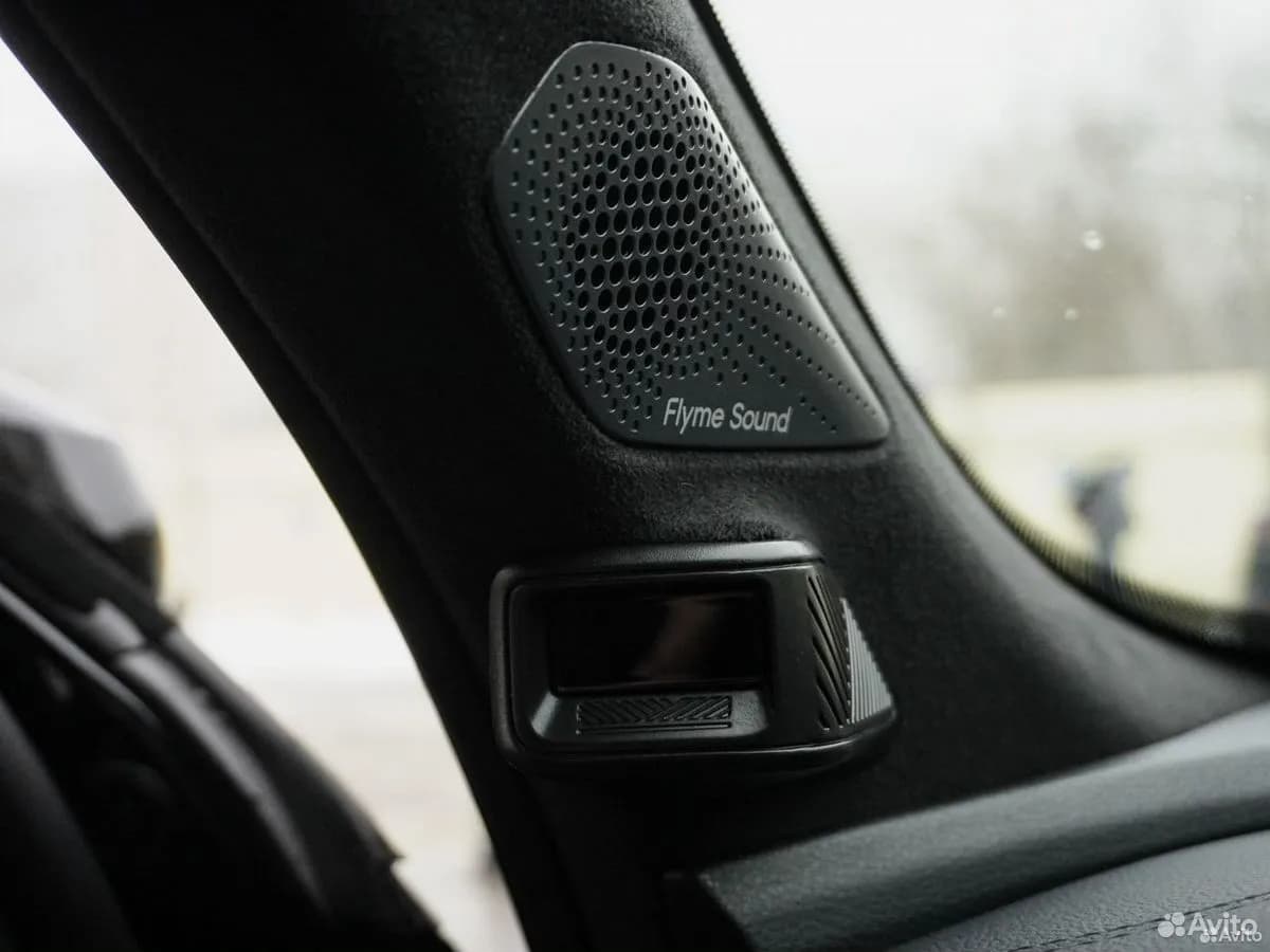 Geely Monjaro — фото 16