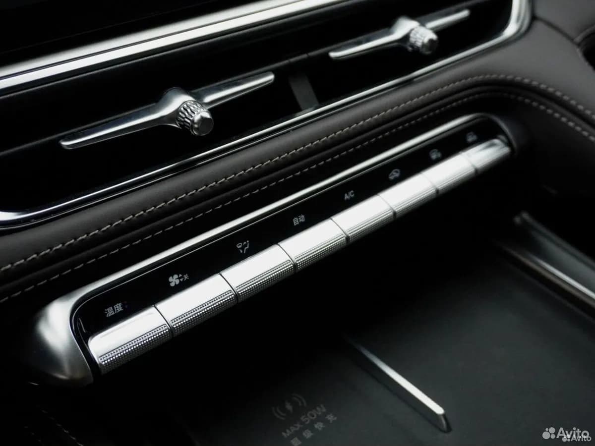 Geely Monjaro — фото 21