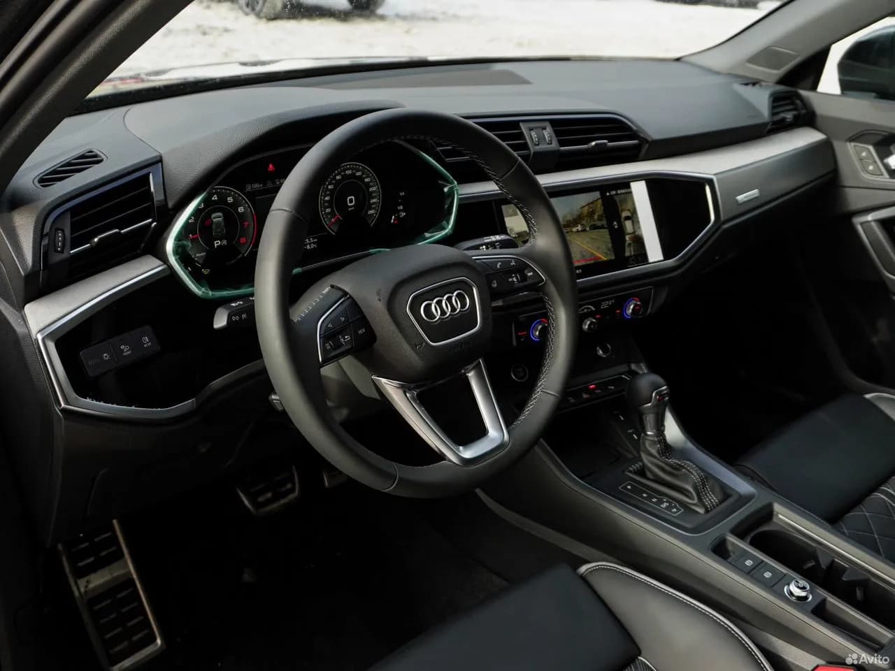 Audi Q3 — фото 14