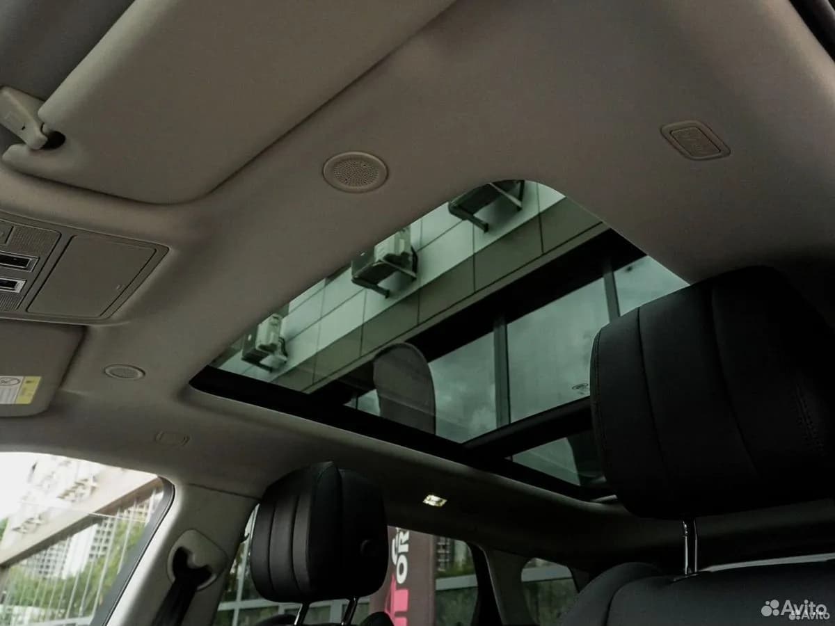 Land Rover Range Rover Evoque — фото 25