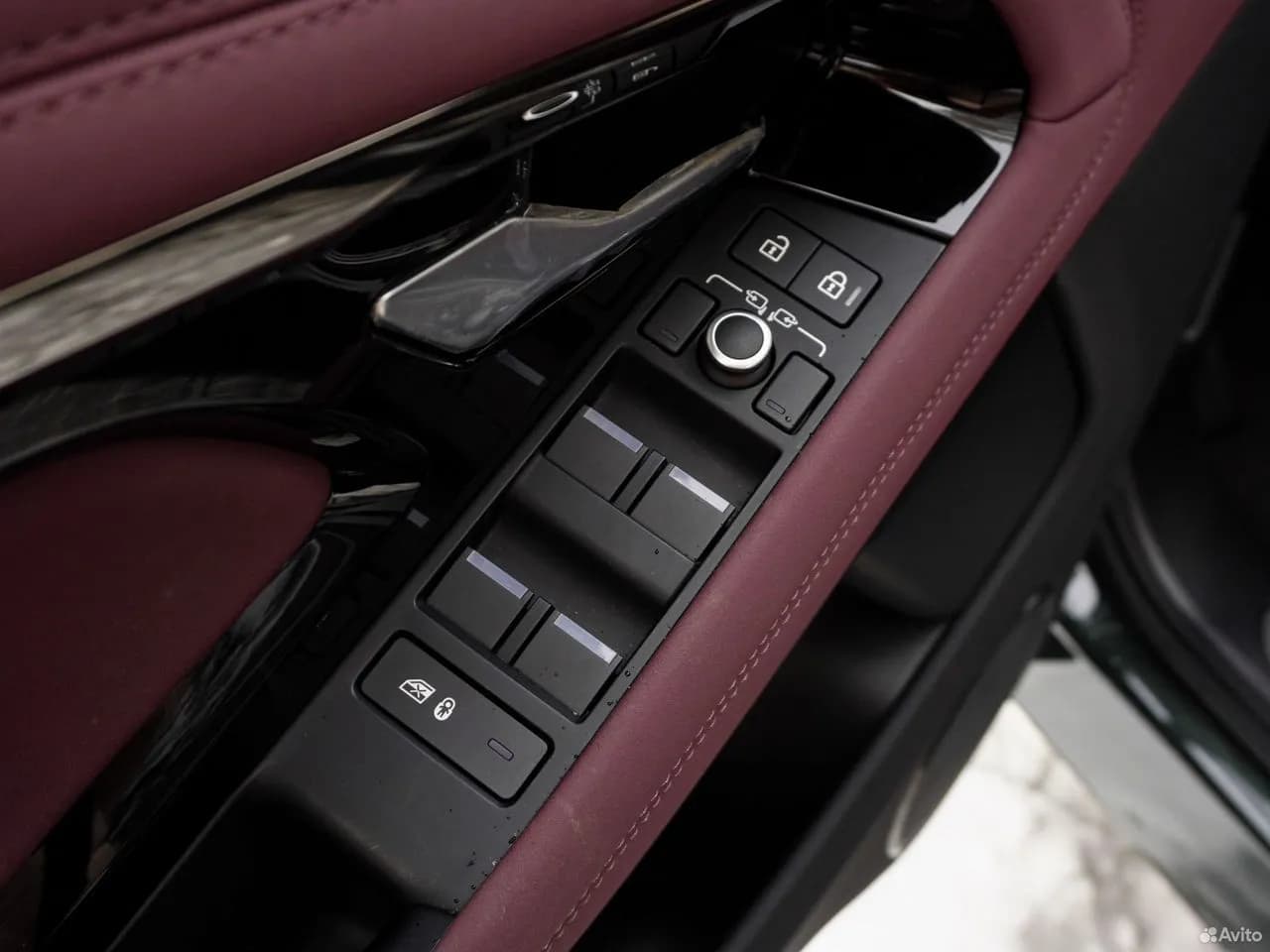Land Rover Range Rover Evoque — фото 15