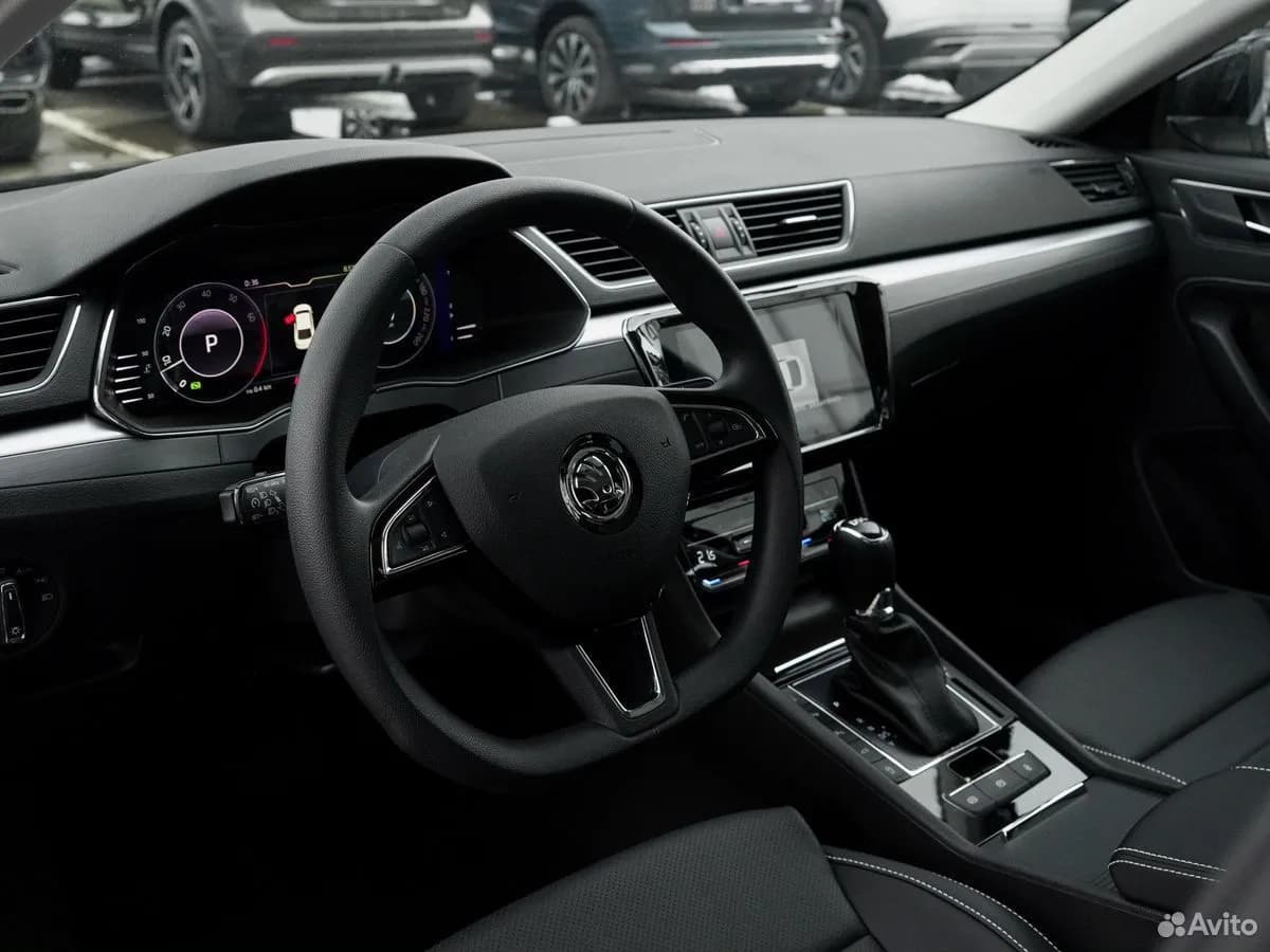 Skoda Superb — фото 14