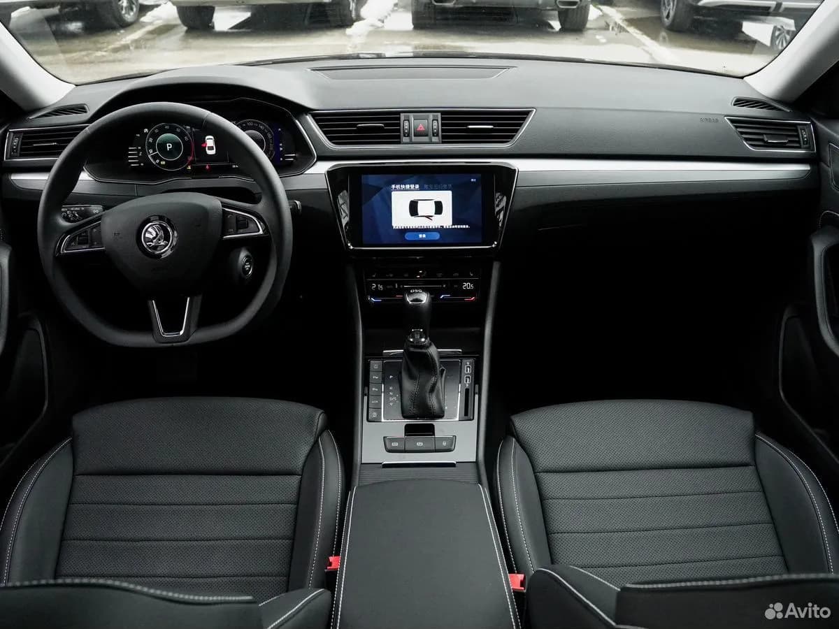 Skoda Superb — фото 27