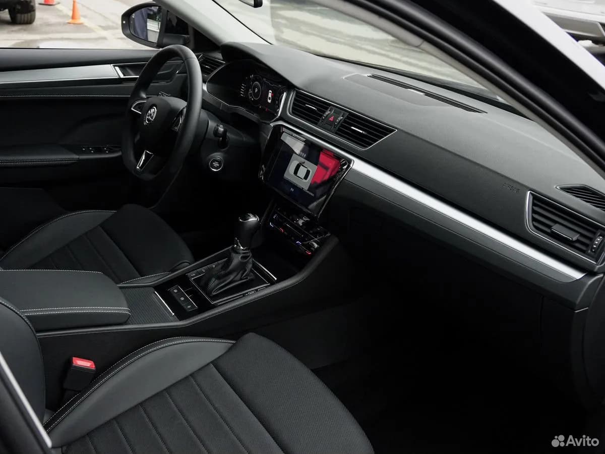 Skoda Superb — фото 29