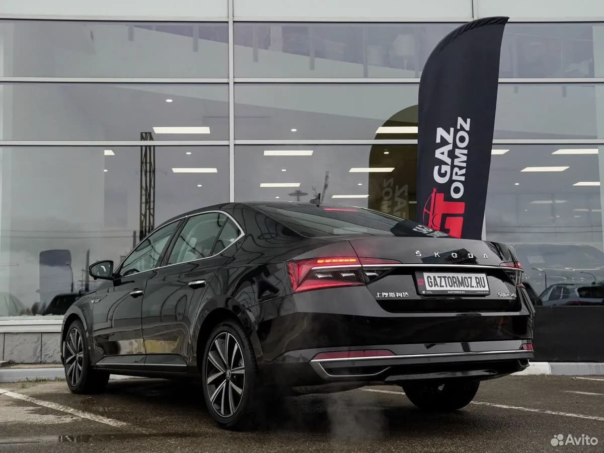 Skoda Superb — фото 5