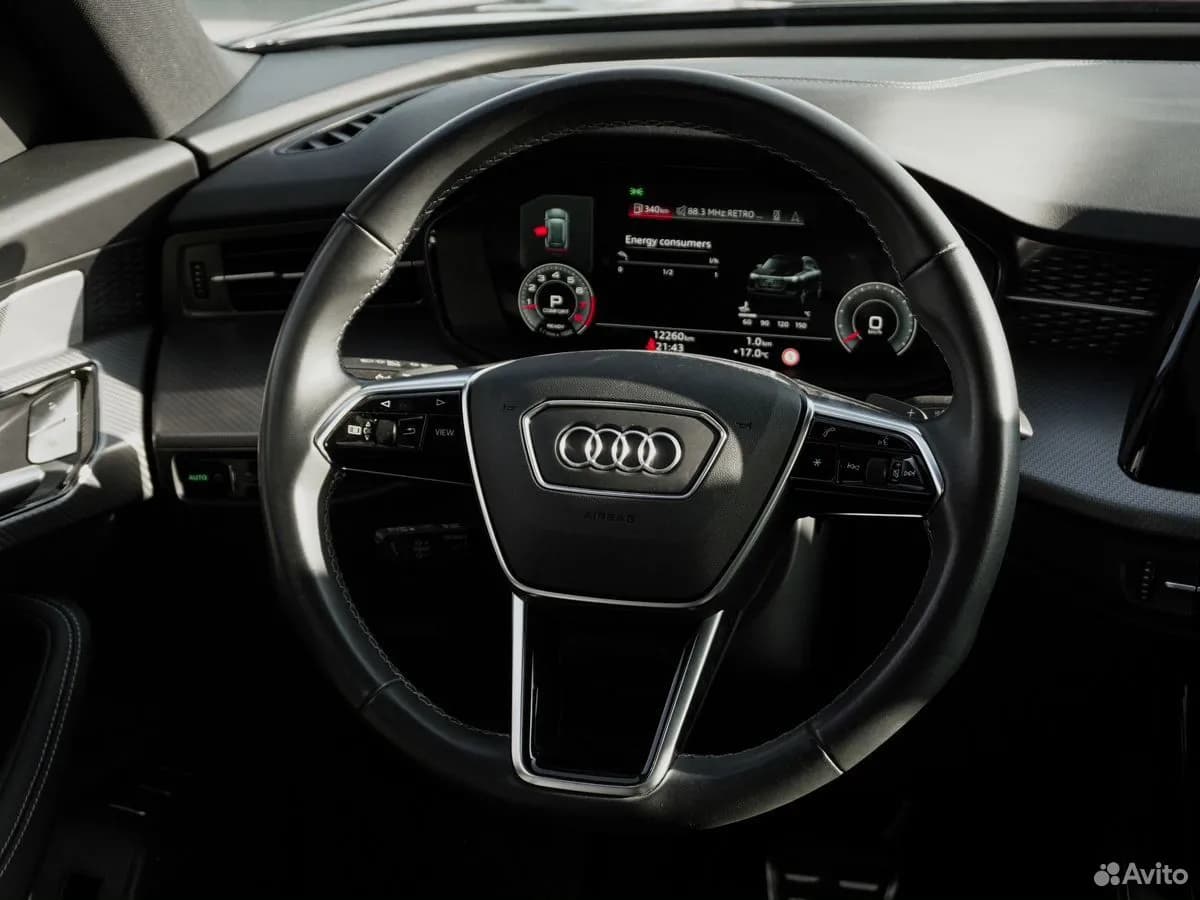 Audi Q6 — фото 39