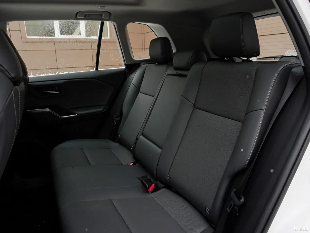 Toyota RAV4 — фото 22