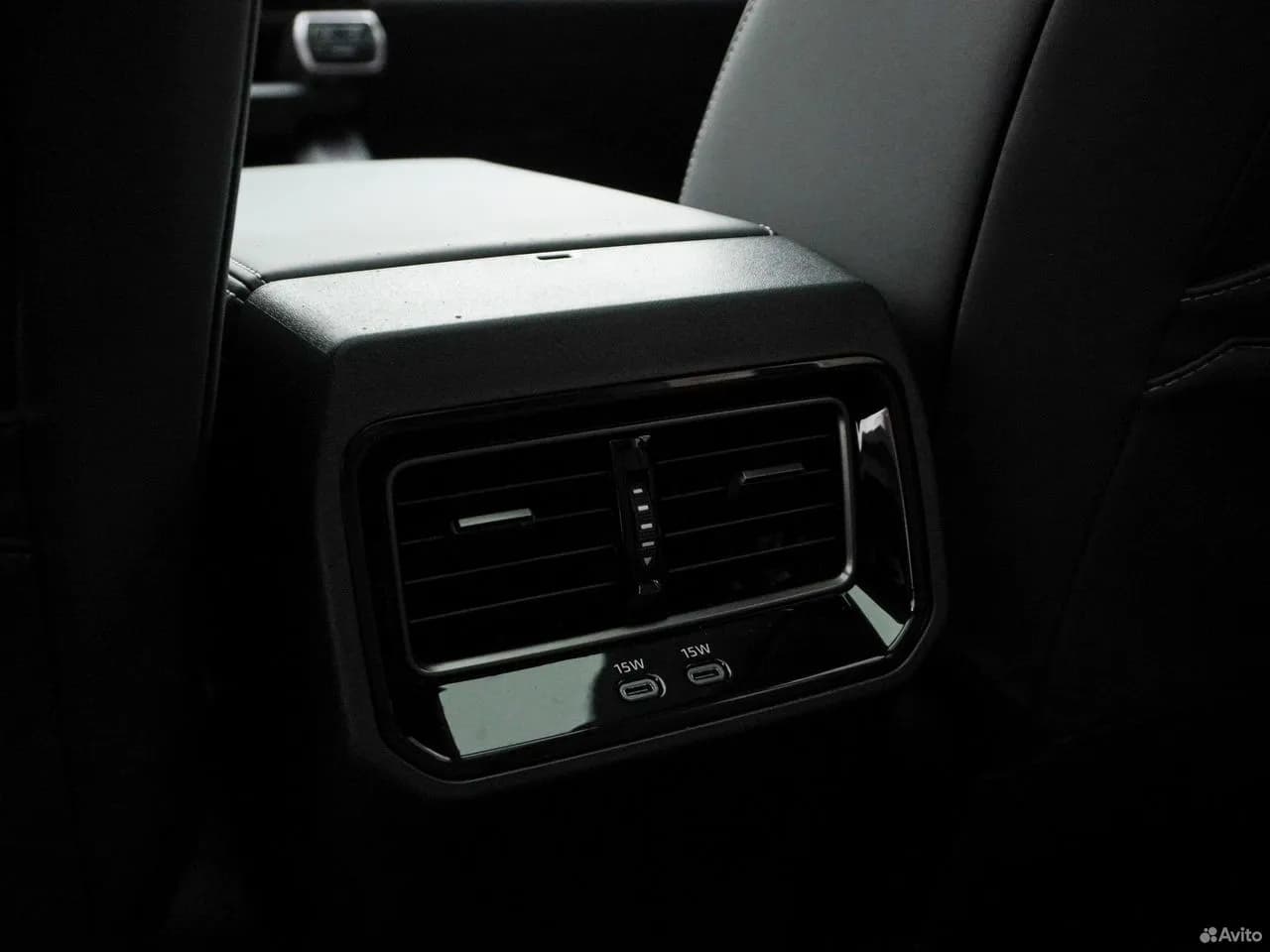 Toyota RAV4 — фото 23